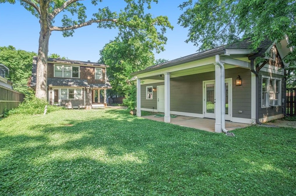 220 5th Ave, Decatur GA  30030-4810 exterior