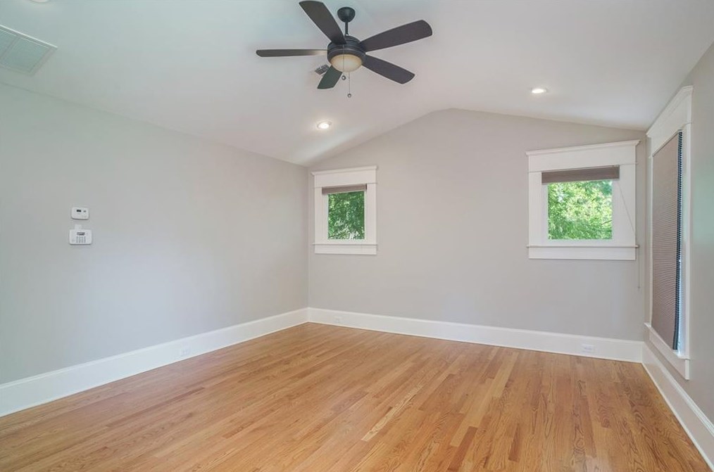 220 5th Ave, Decatur GA  30030-4810 exterior