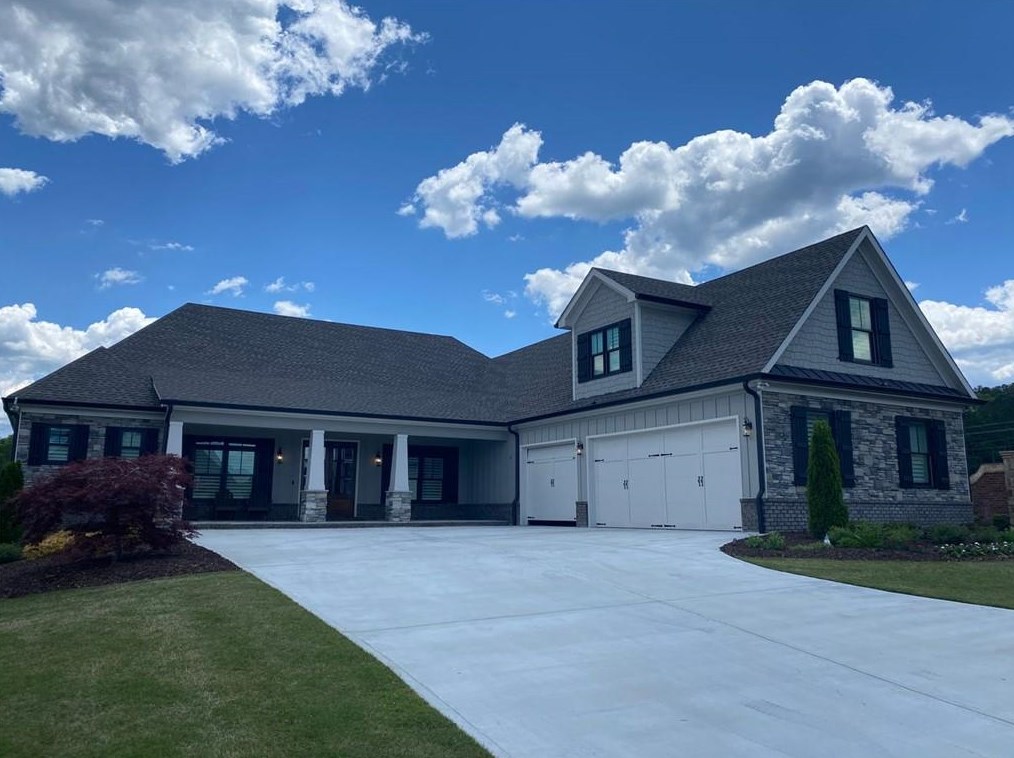 3 River Shoals Dr, Euharlee, GA 30120-6511