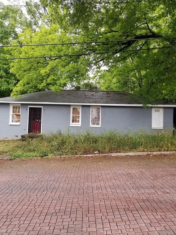 245 Tuskegee St, Atlanta GA  30315-1974 exterior