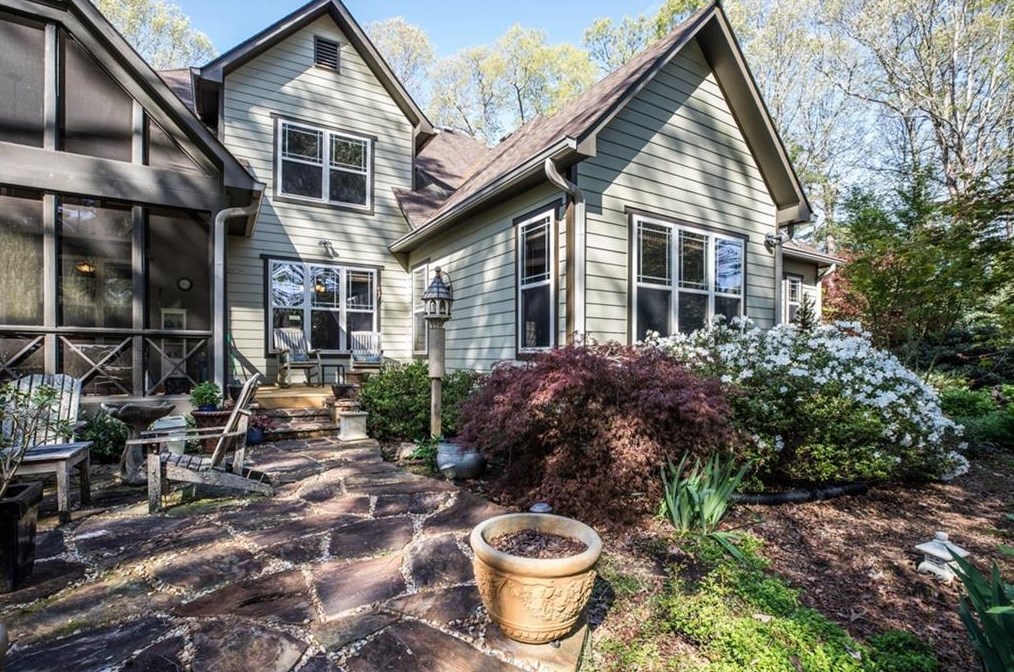 239 Mallard Dr, Carrollton, GA 30116