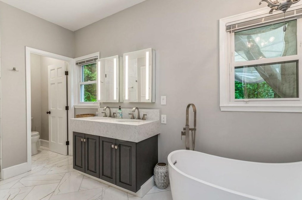 6 Wimberly Ct, Decatur GA  30030-2802 exterior