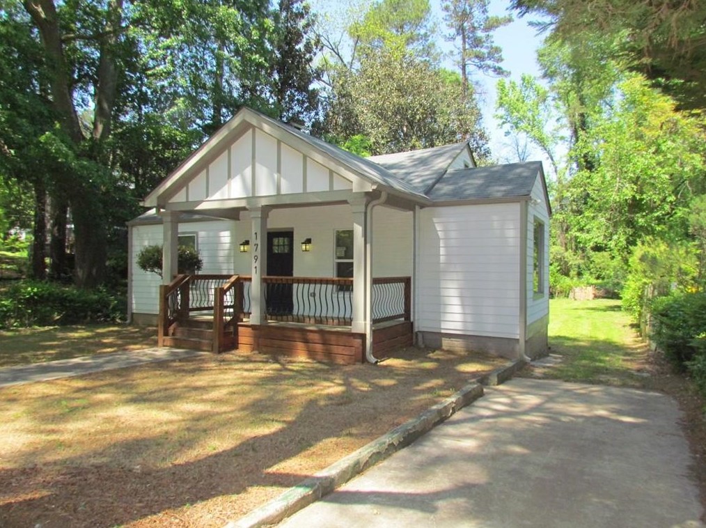 1791 Olympian Way, Atlanta, GA 30310-2438