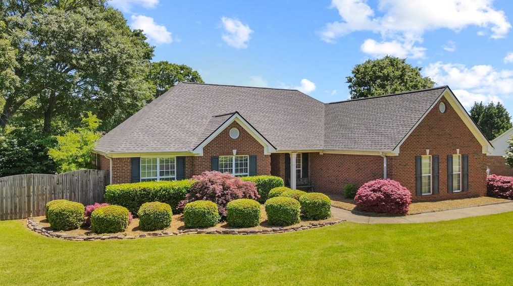415 Camden Dr, Winder, GA 30680-7430