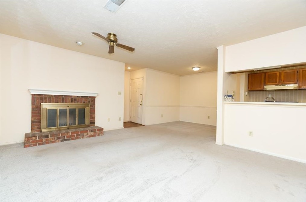 506 Tuxworth Cir, Decatur GA  30033-5618 exterior