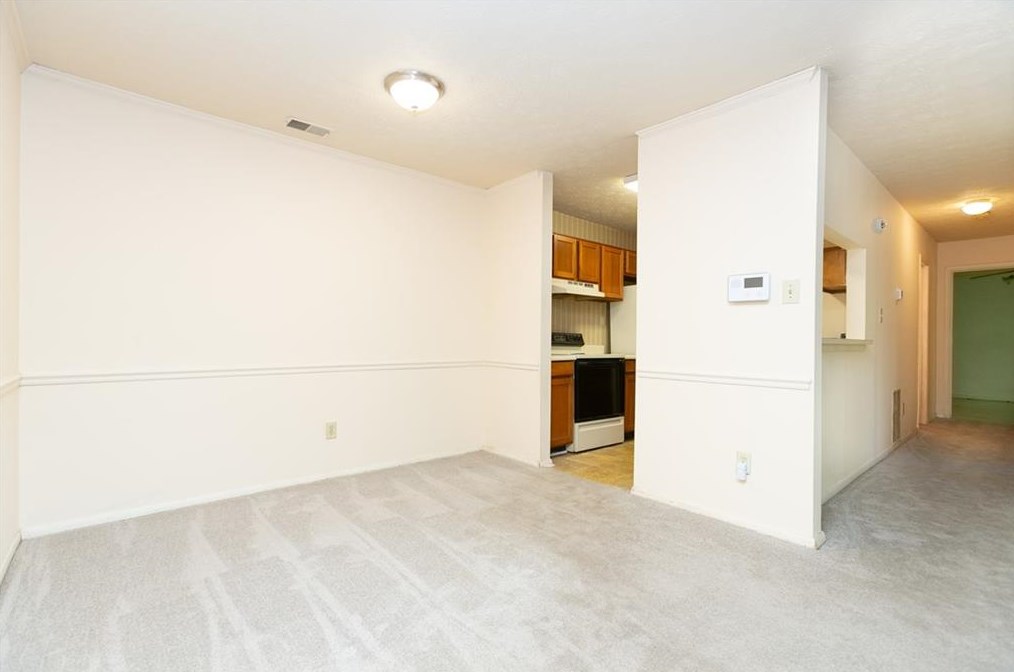 506 Tuxworth Cir, Decatur GA  30033-5618 exterior