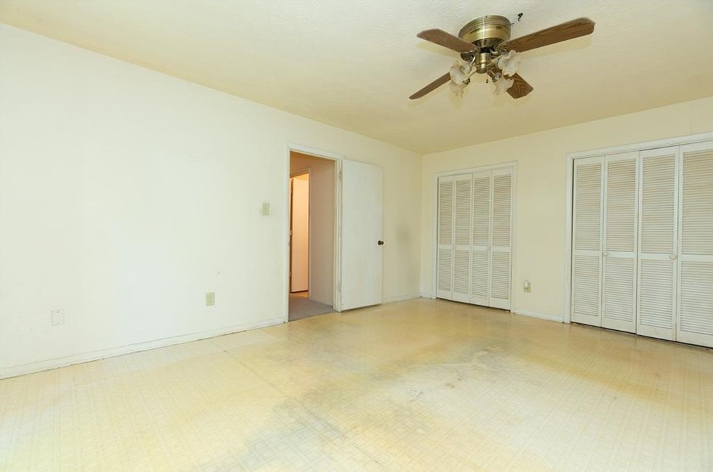 506 Tuxworth Cir, Decatur GA  30033-5618 exterior