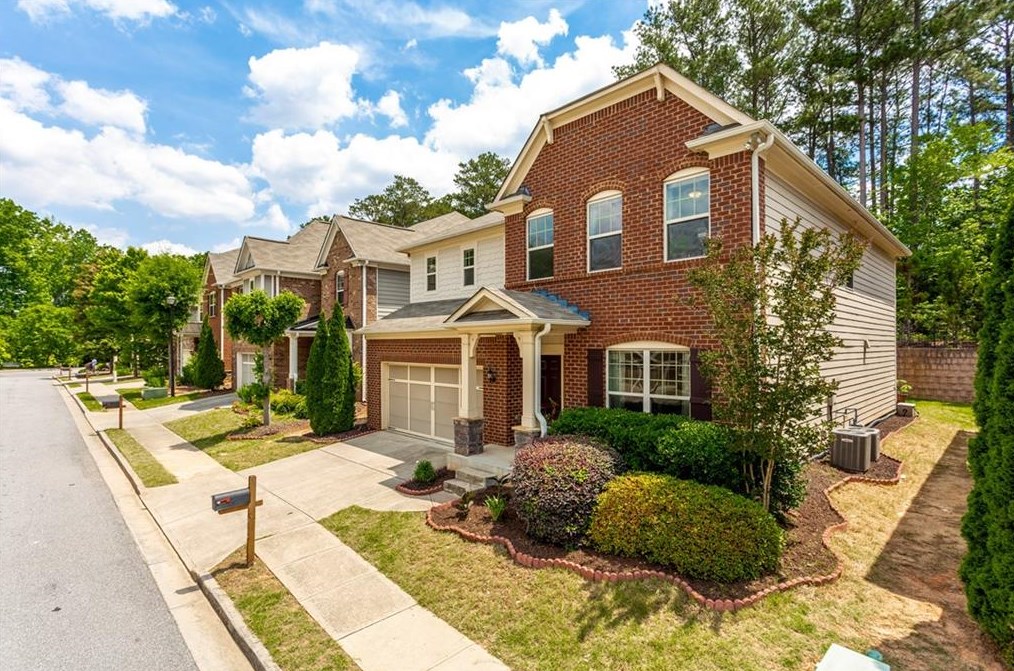 975 Sterling Ln, Alpharetta, GA 30022-6708