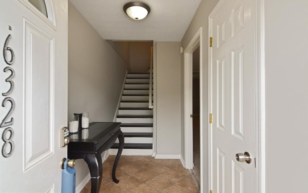 6328 Wedgeview Dr, Tucker, GA 30084