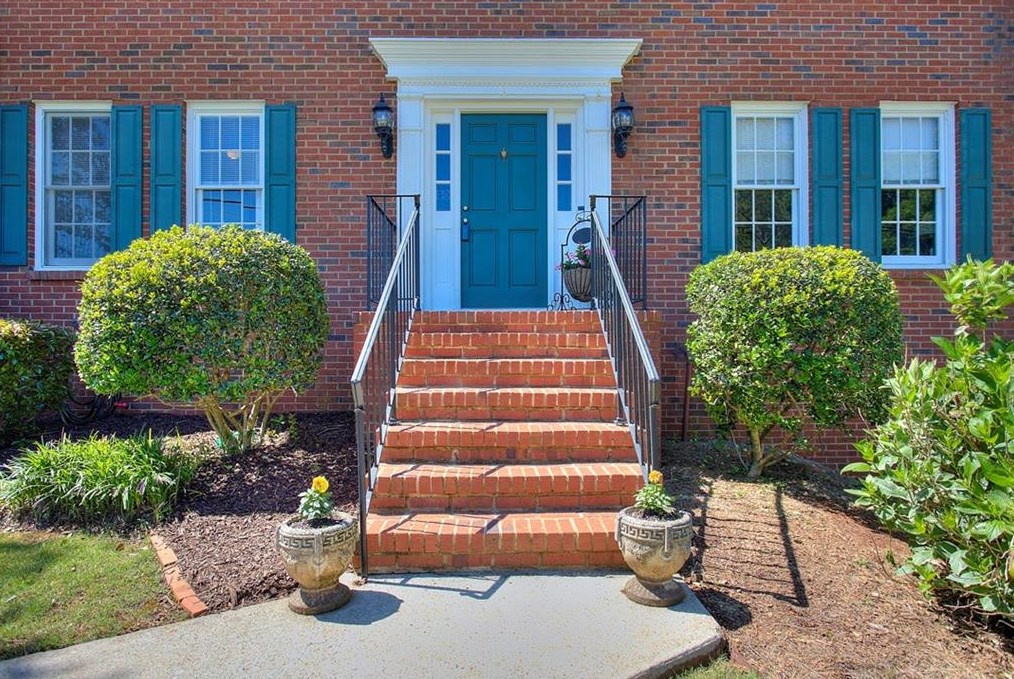 775 Singley Dr, Lawrenceville, GA 30044-5974