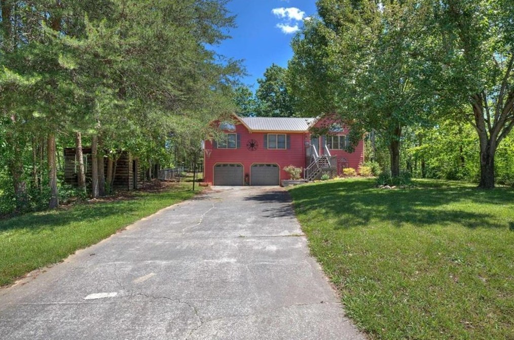 14 Indian Ridge Ct, Rydal, GA 30171