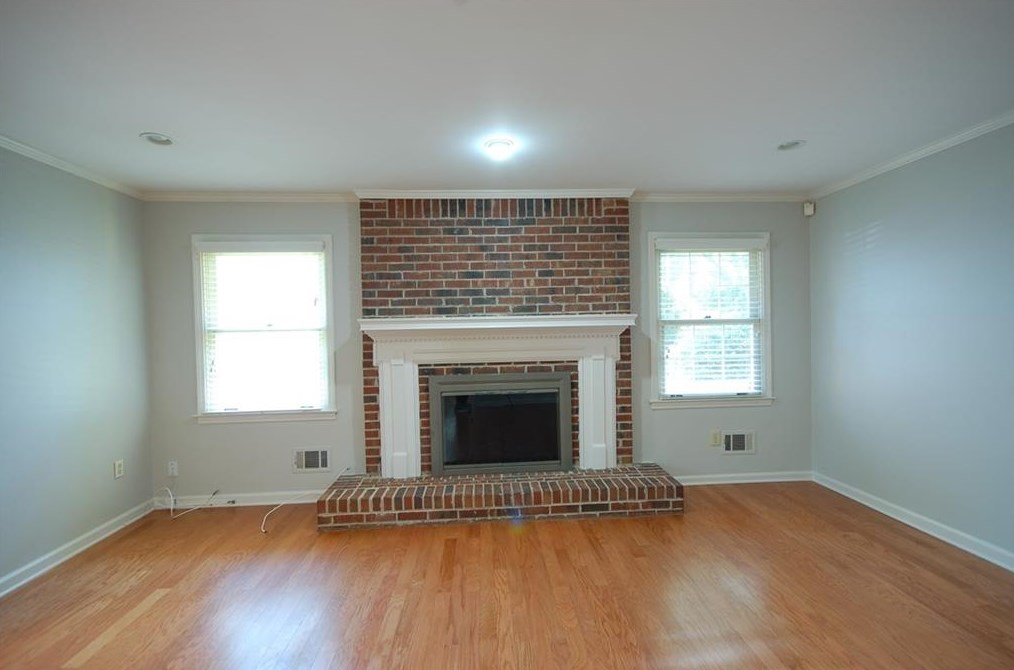 2155 Heritage Hts, Decatur GA  30033-4151 exterior