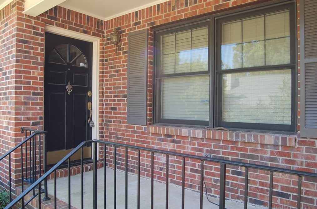 2155 Heritage Hts, Decatur, GA 30033