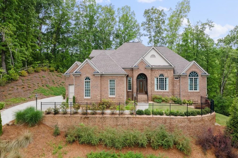 814 Waterford Estates Mnr, Holly Springs, GA 30115-3022