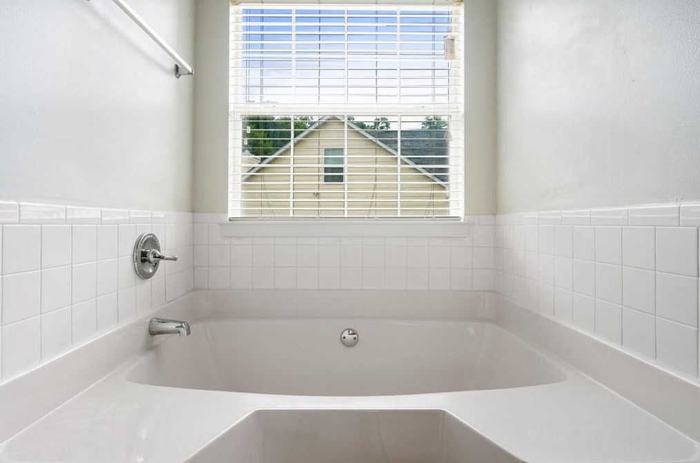 3523 Umatilla Ln, Atlanta GA  30331-7517 exterior