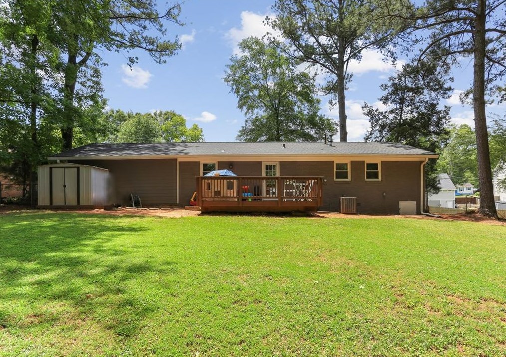 1045 Medlin St, Smyrna GA  30080-4156 exterior