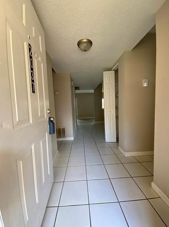 2037 Oak Park Ln, Decatur, GA 30032-5961