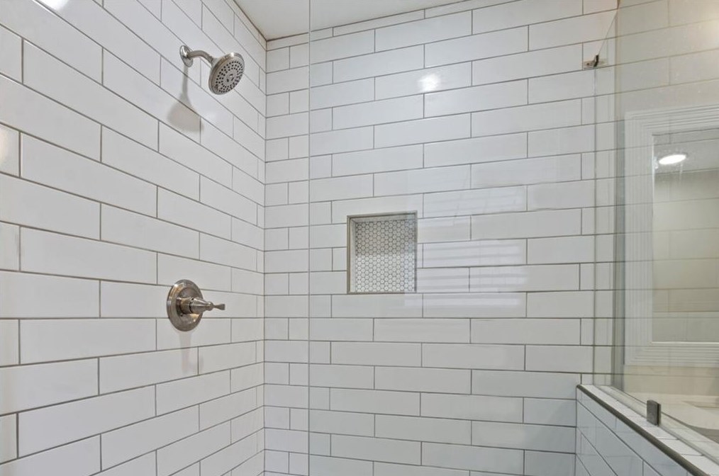 3217 Edgemont Way, Decatur GA  30032-5852 exterior