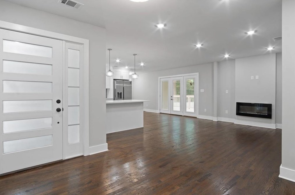 3217 Edgemont Way, Decatur GA  30032-5852 exterior