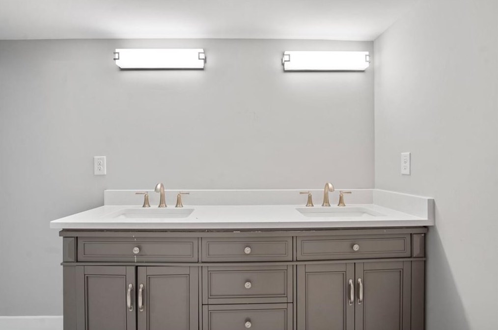 3217 Edgemont Way, Decatur GA  30032-5852 exterior