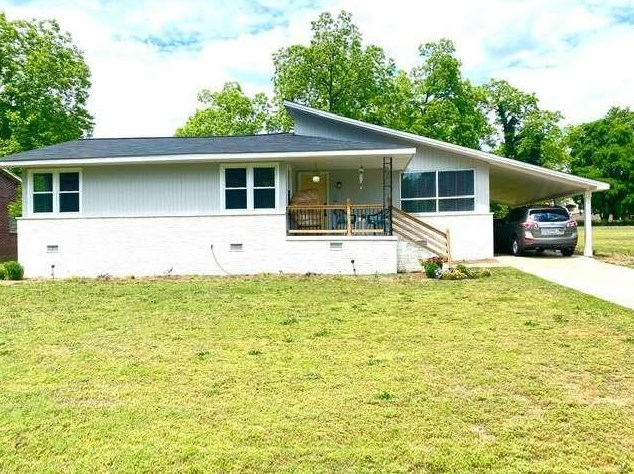 123 Park St, Elberton, GA 30635-2511