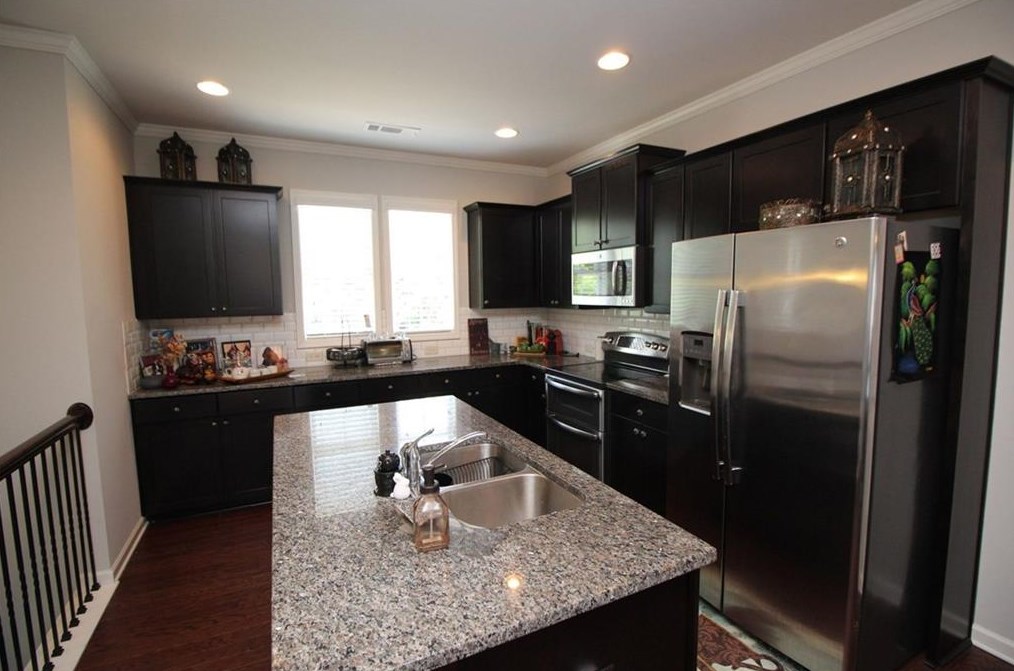 3064 Turman Cir, Decatur GA  30033-3249 exterior