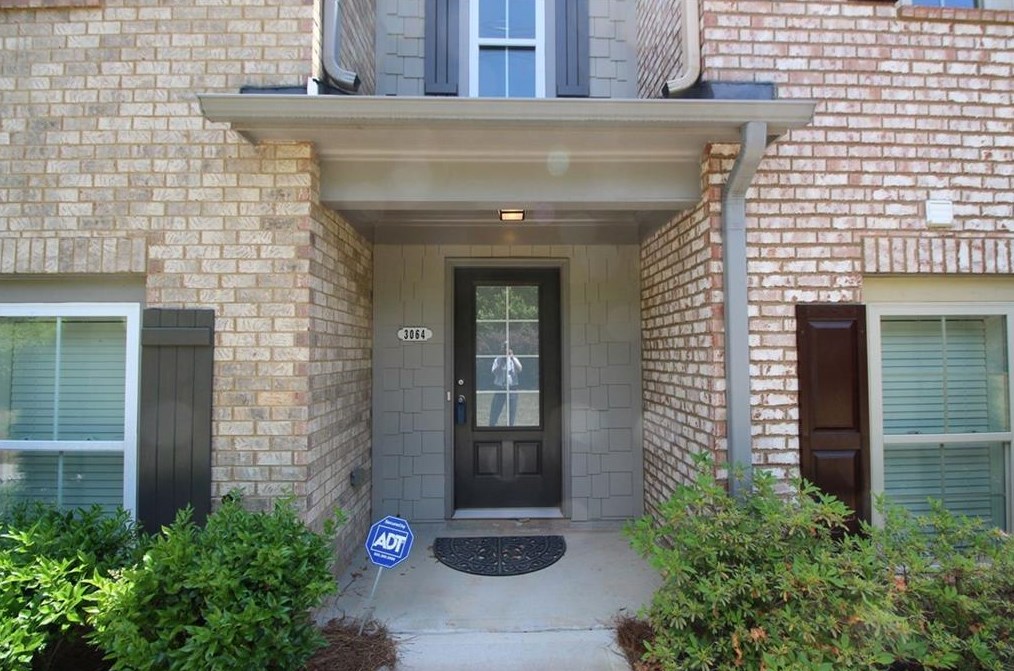 3064 Turman Cir, Decatur, GA 30033-3249