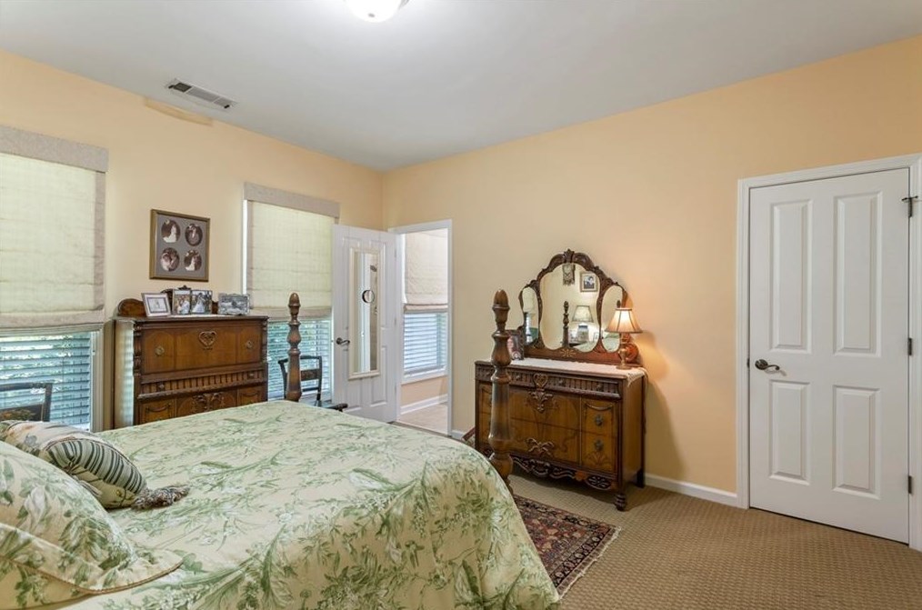 1148 Providence Pl, Decatur GA  30033-3465 exterior