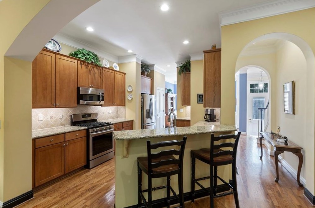 1148 Providence Pl, Decatur GA  30033-3465 exterior