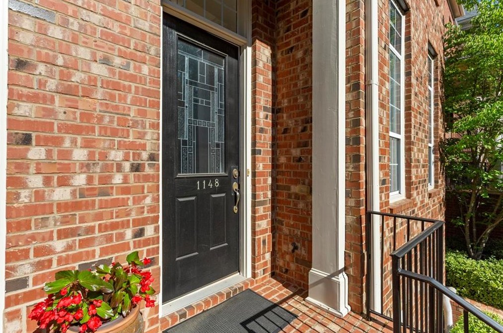 1148 Providence Pl, Decatur GA  30033-3465 exterior