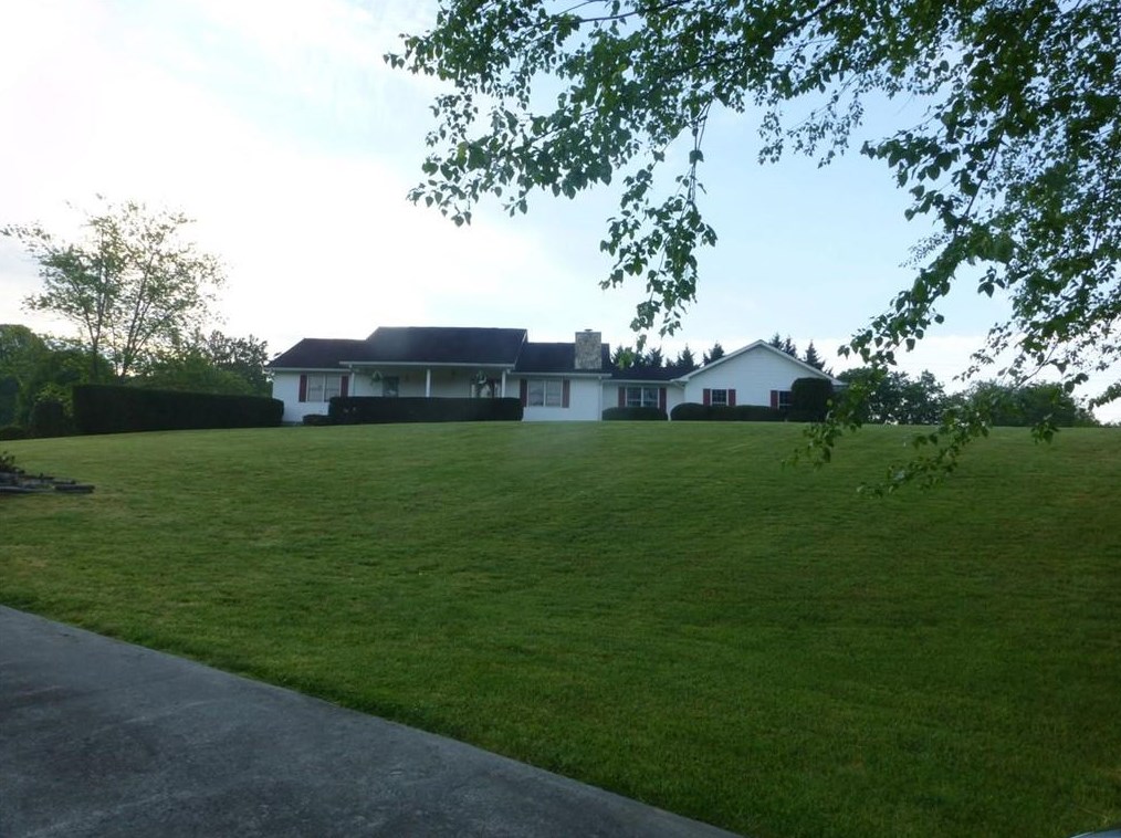 2064 Clay Creek Falls Rd, Dahlonega, GA 30533
