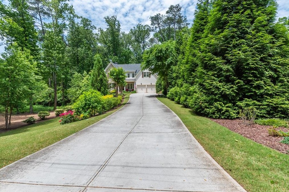 1670 Redding Way, Atlanta, GA 30319-0032