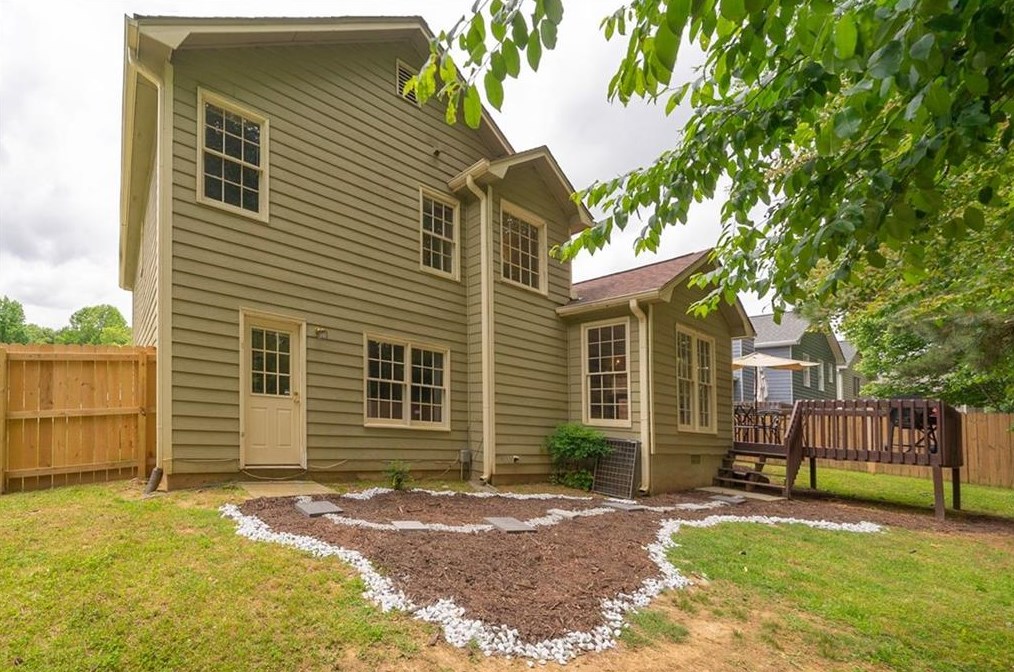 5089 Glendora Dr, Powder Springs, GA 30127-5348