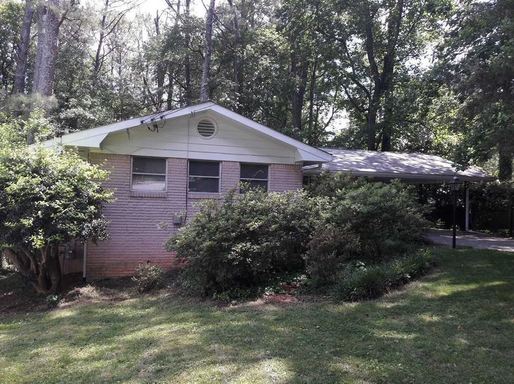 2453 Wentworth Dr, Atlanta, GA 30345-1663