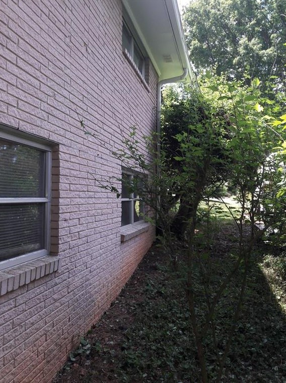 2453 Wentworth Dr, Atlanta GA  30345-1663 exterior