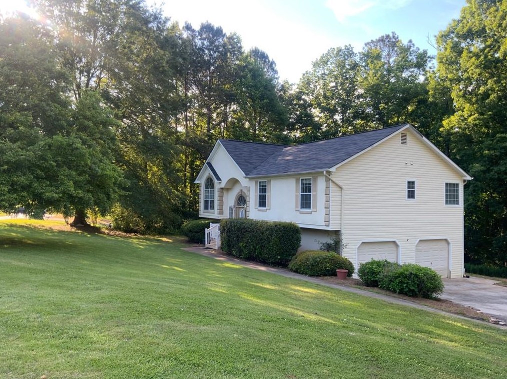 8000 Ponderosa Trce, Winston, GA 30187