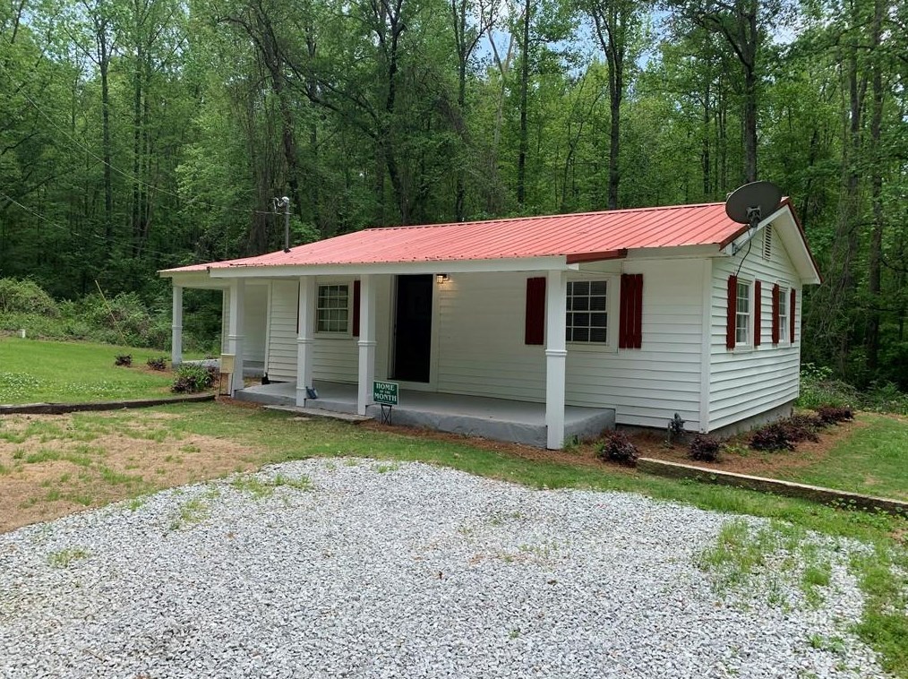 1714 Lovvorn Rd, Carrollton, GA 30117