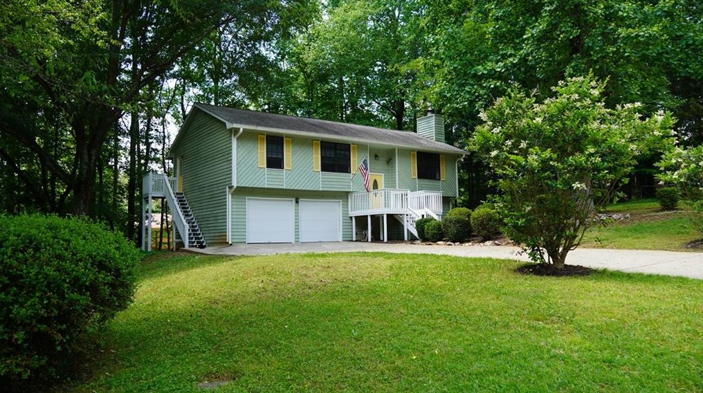 427 Ridgetop Dr, Acworth, GA 30102-3479