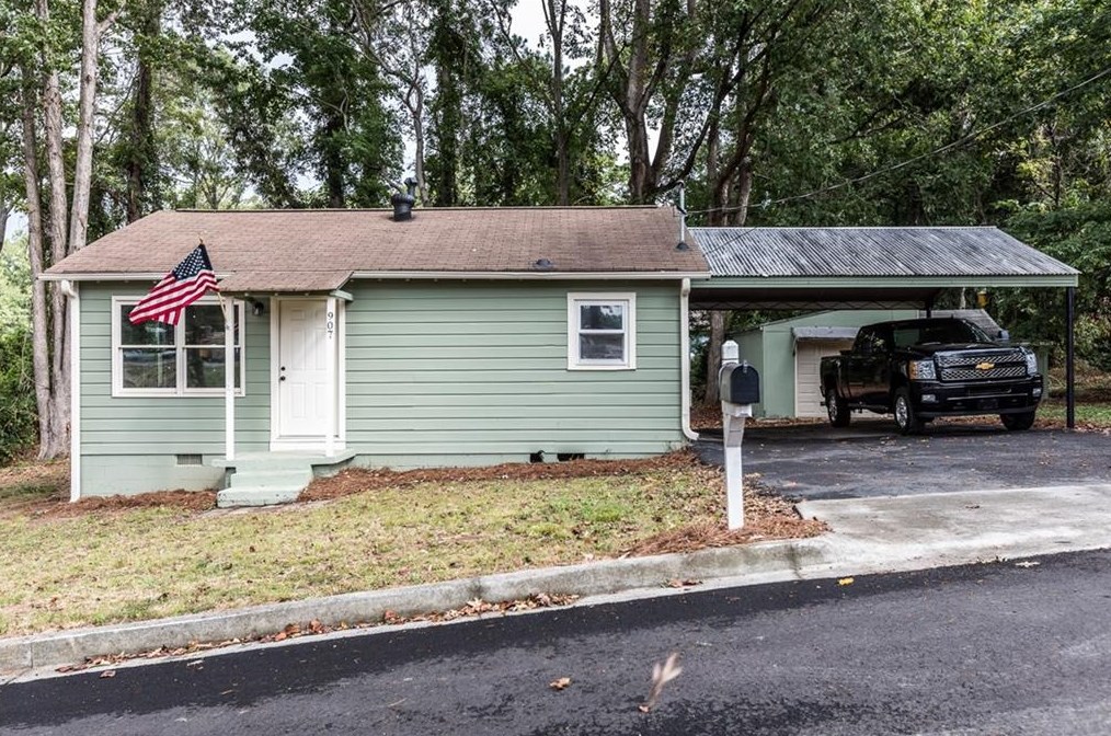 907 Wells Cir, Smyrna, GA 30080-1462
