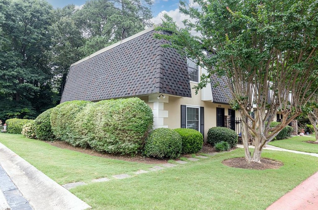 6501 Park Ave, Atlanta, GA 30342-2364