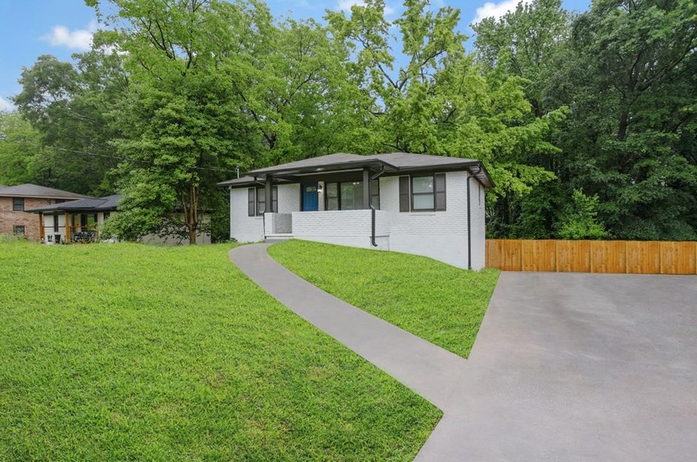 1215 Calhoun Ave, Atlanta, GA 30344