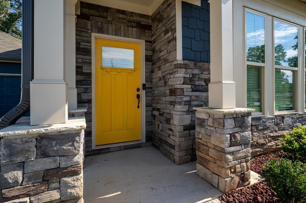 2700 Tilson Rd, Decatur GA  30032-0055 exterior