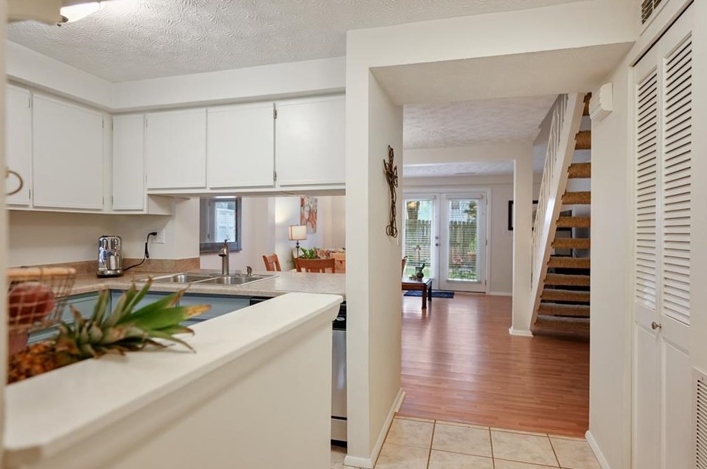 849 Regal Path Ln, Decatur GA  30030-4180 exterior