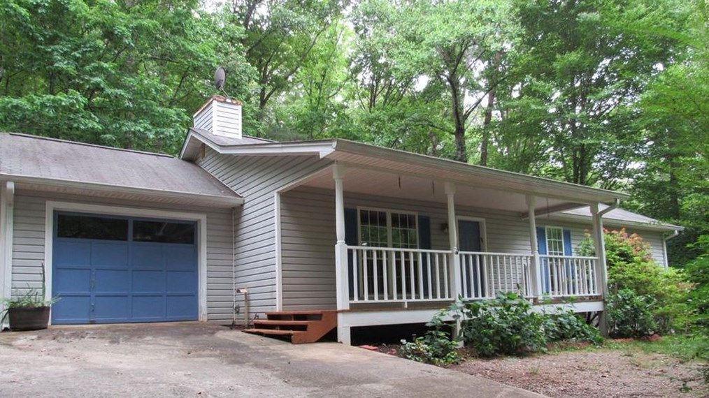 1153 Wash Rider Rd, Dahlonega, GA 30533