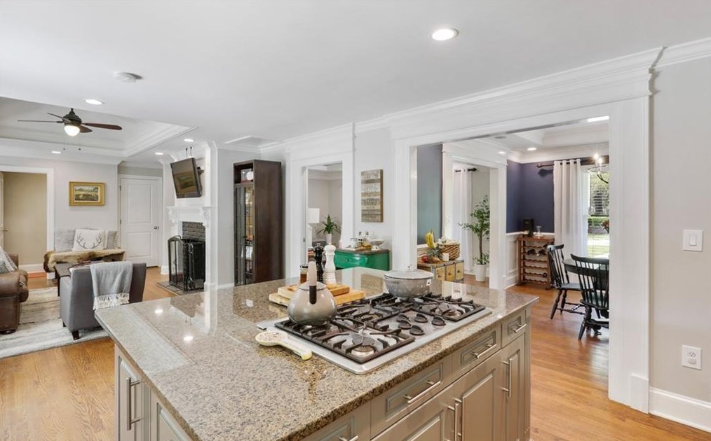 2517 Sharondale Dr, Atlanta GA  30305-3809 exterior