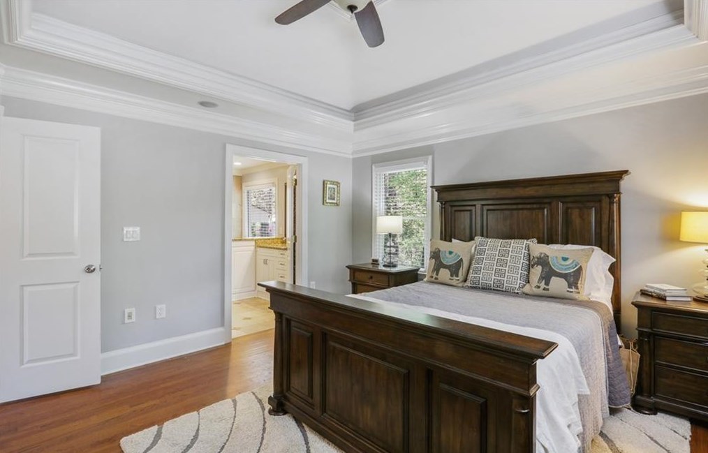 2517 Sharondale Dr, Atlanta GA  30305-3809 exterior