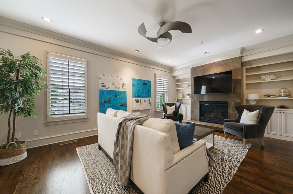 960 3rd St, Alpharetta, GA 30009-2225