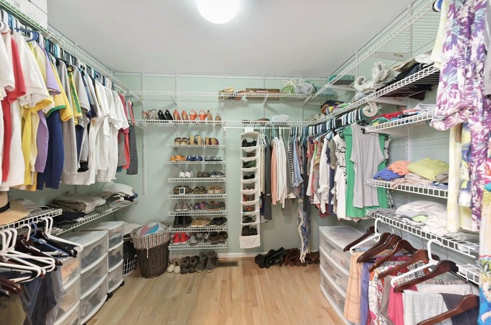 2174 Spring Creek Rd, Decatur GA  30033-2608 exterior