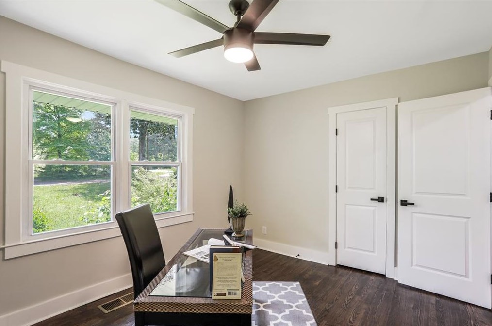 1660 Columbia Cir, Decatur GA  30032-4607 exterior