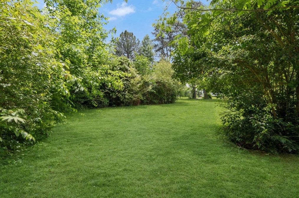 1660 Columbia Cir, Decatur GA  30032-4607 exterior